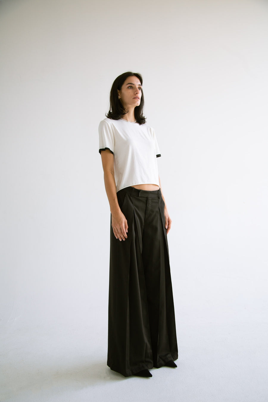 Pleated Wide Leg Pant in Black