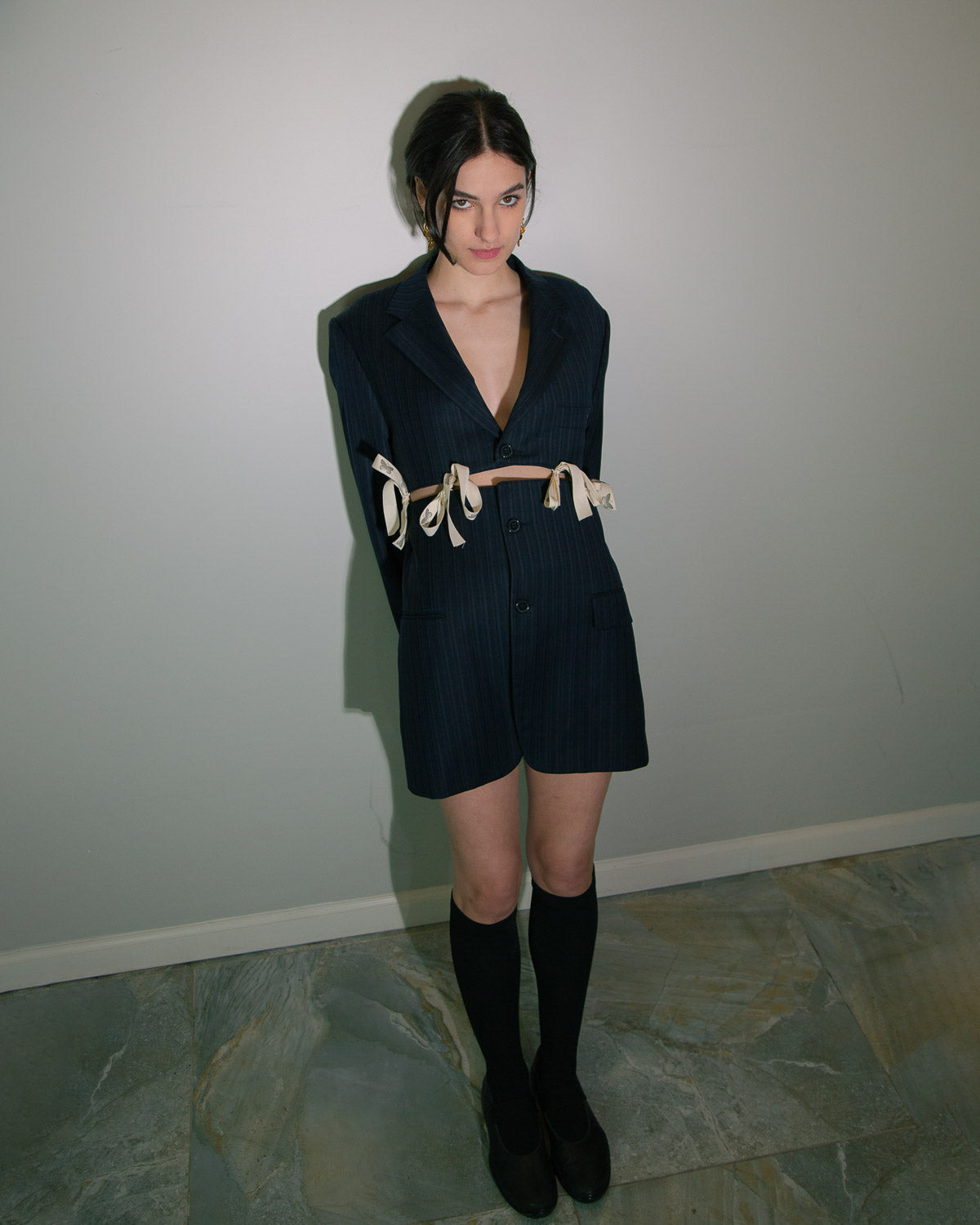 Middle Cut-Out Blazer in Navy