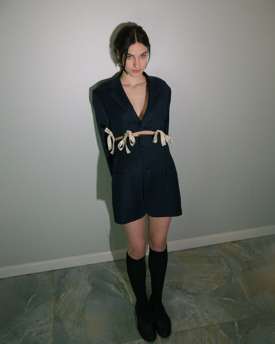 Middle Cut-Out Blazer in Navy