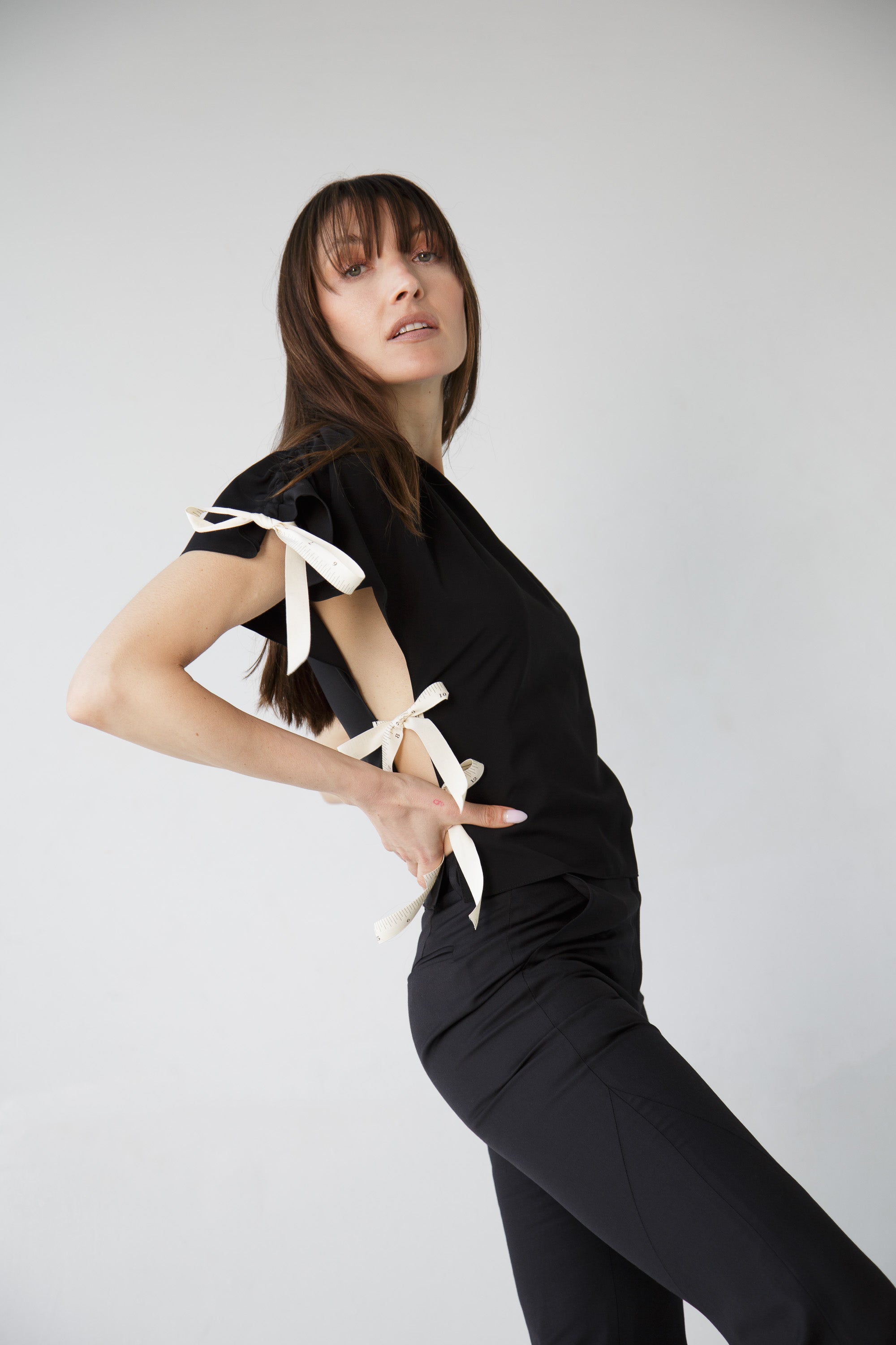 One-Shoulder Top in Black – Y-Y New York