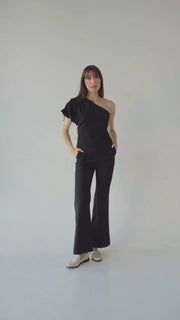 One-Shoulder Top in Black